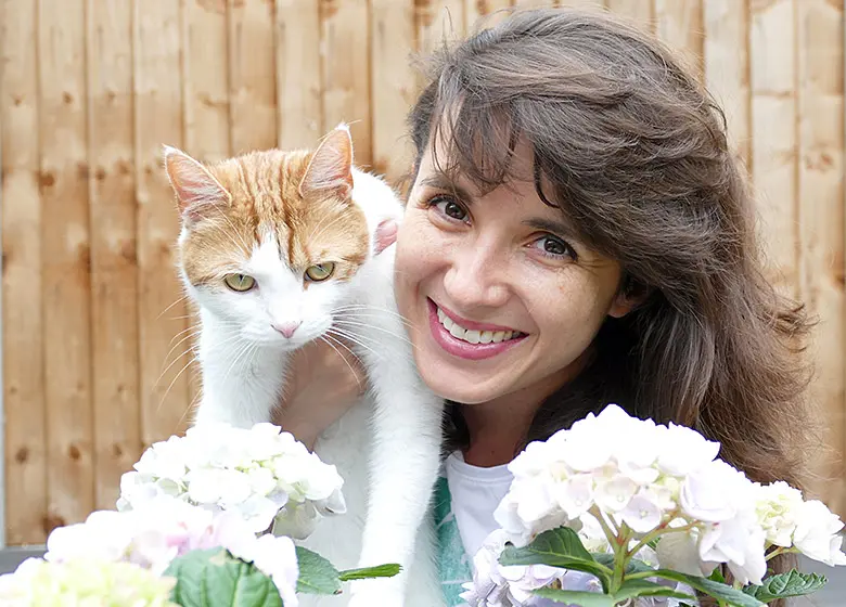 Holistic Vet UK & Online, Gentle Home Euthanasia for Dogs & Cats, Dr Alice Seredynska